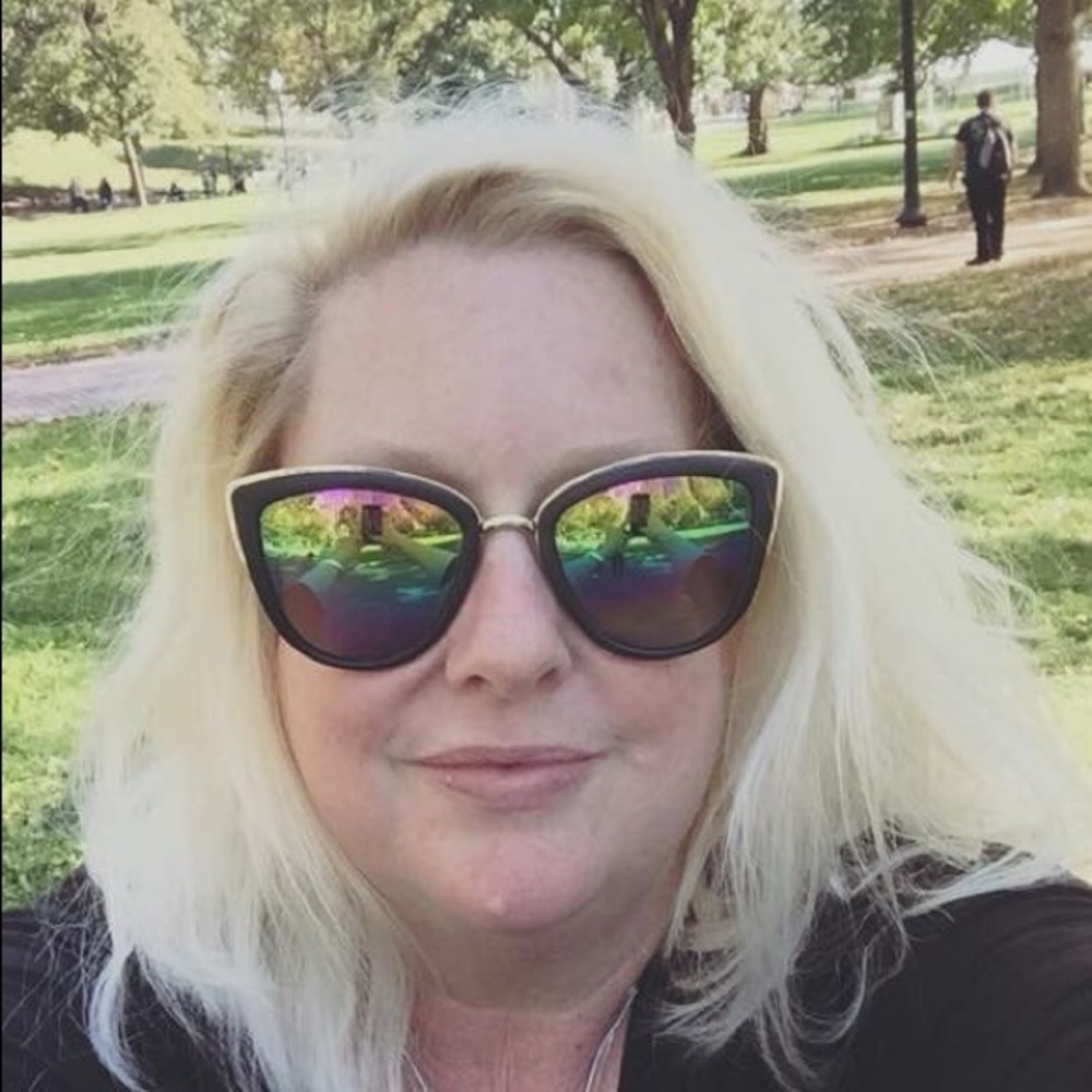 Meet your Posher, Samantha